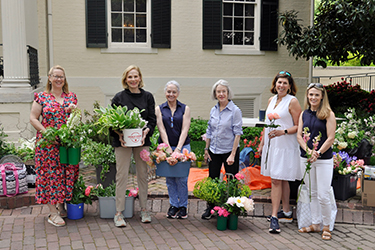 Boxwood Garden Club prepares for Historic Garden Day at the Executive Mansion.