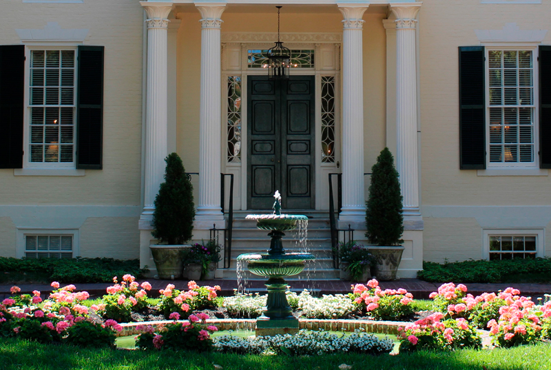 HistoricalFeature-fountain2.jpg